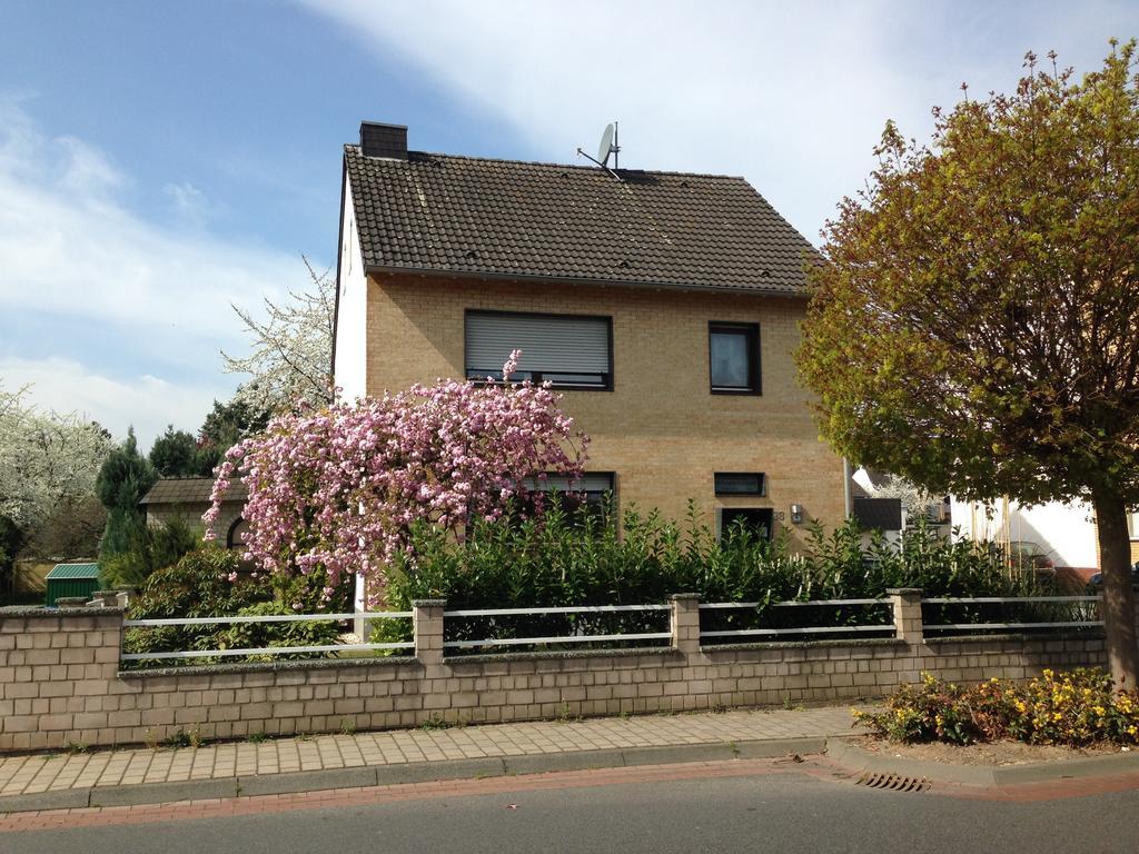 Gaestehaus Peterhoff Birresdorf Exterior photo