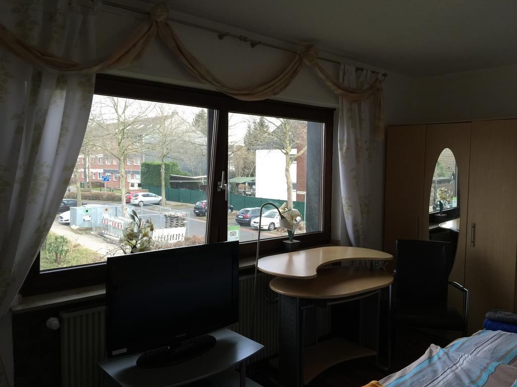 Gaestehaus Peterhoff Birresdorf Room photo
